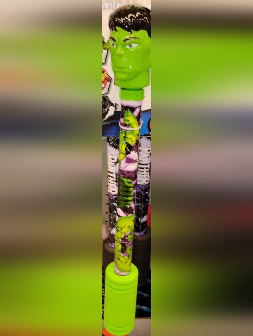 Kids' Avengers Hulk Green and Purple Air Pump Foam Toy